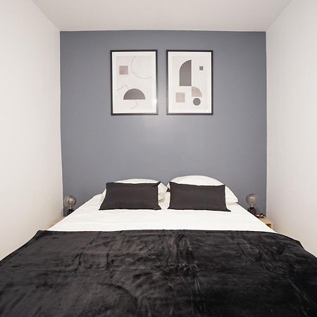 Spacious Apartment Near The Champs De Mars París Exterior foto