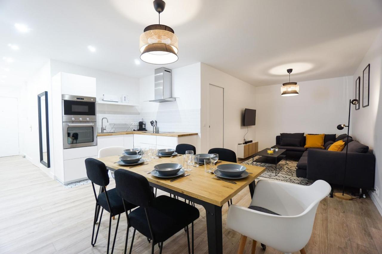 Spacious Apartment Near The Champs De Mars París Exterior foto