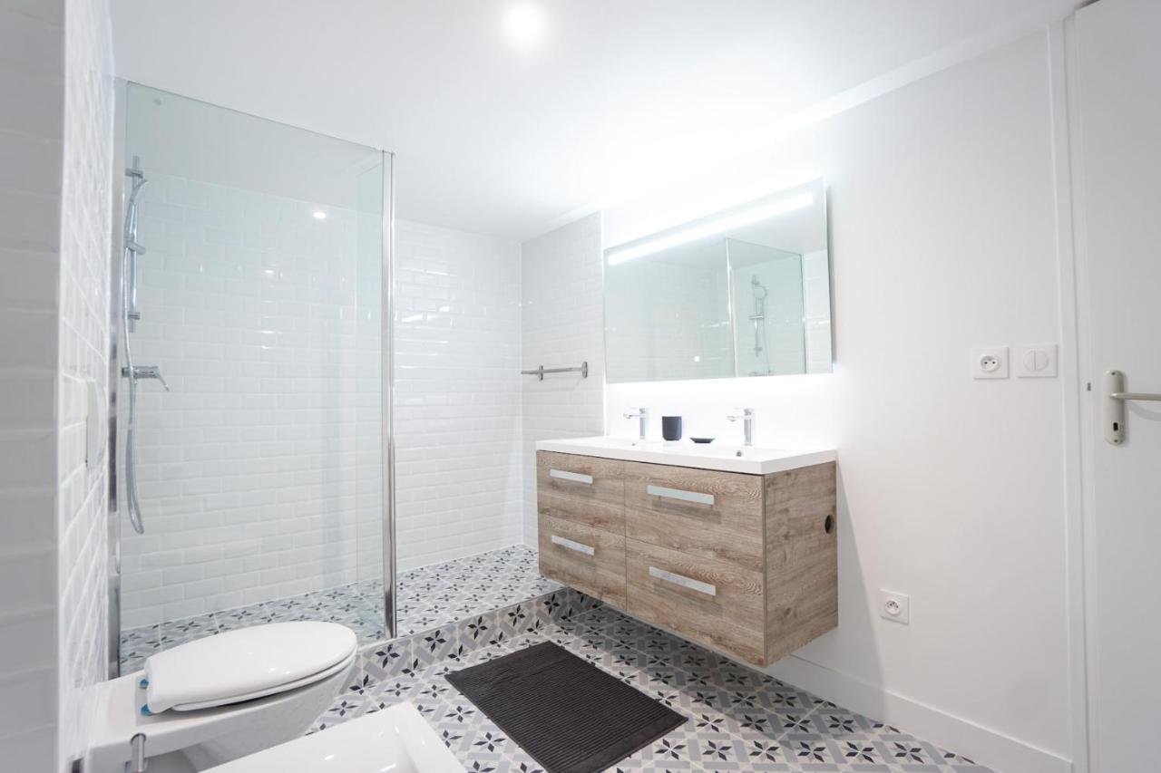 Spacious Apartment Near The Champs De Mars París Exterior foto